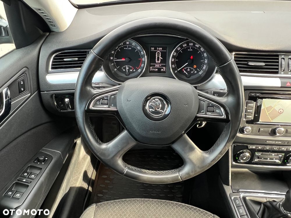 Skoda Superb 2.0 TDI Comfort - 29