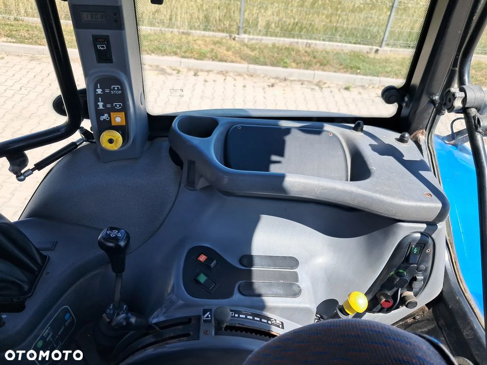 New Holland TS90 - 17