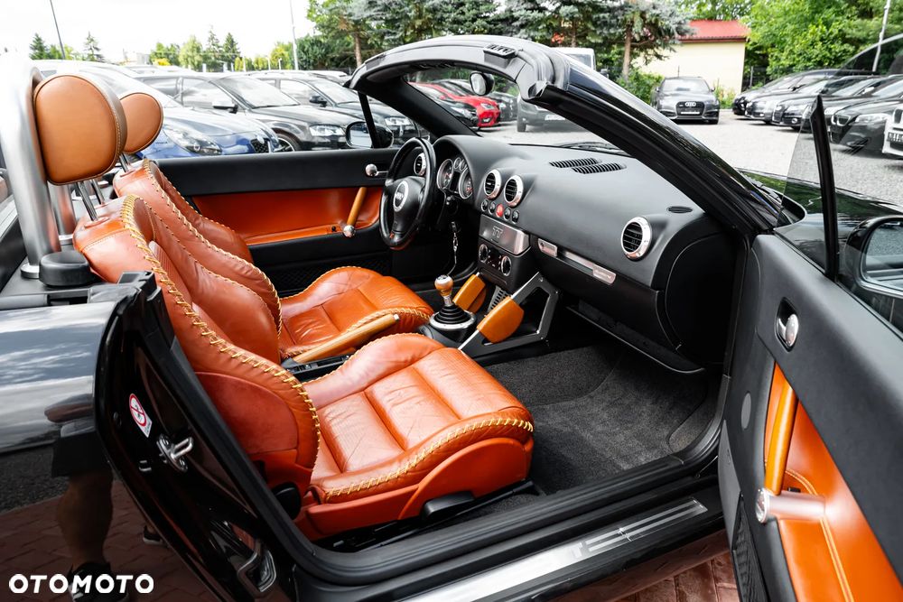 Audi TT Roadster 1.8T Quattro - 18