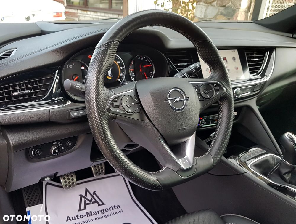 Opel Insignia 2.0 CDTI Cosmo S&S - 31