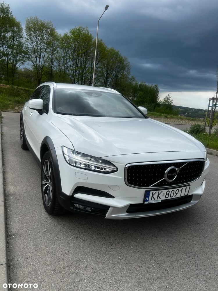 Volvo V90 - 2
