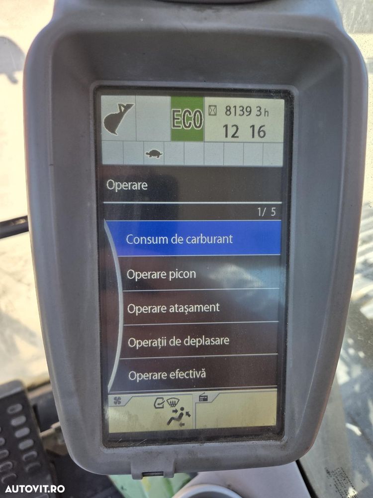 Hitachi ZX210-6, latime 2,5m, cupa NOUA 1,3mc, 22tone, Adanc sapare 7m, consum mediu 9l/h, 3 pompe Hitachi, produs in Japonia, lant 80% ok -200h deplasare, ridica 13t, inst picon, camera spate, posibilitate leasing, STARE FOARTE BUNA -PROMOTIE 79.900Eur+Tva - 12