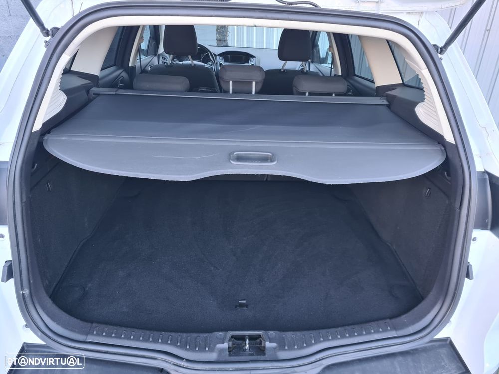 Ford Focus SW 1.5 TDCi Trend ECOnetic - 11