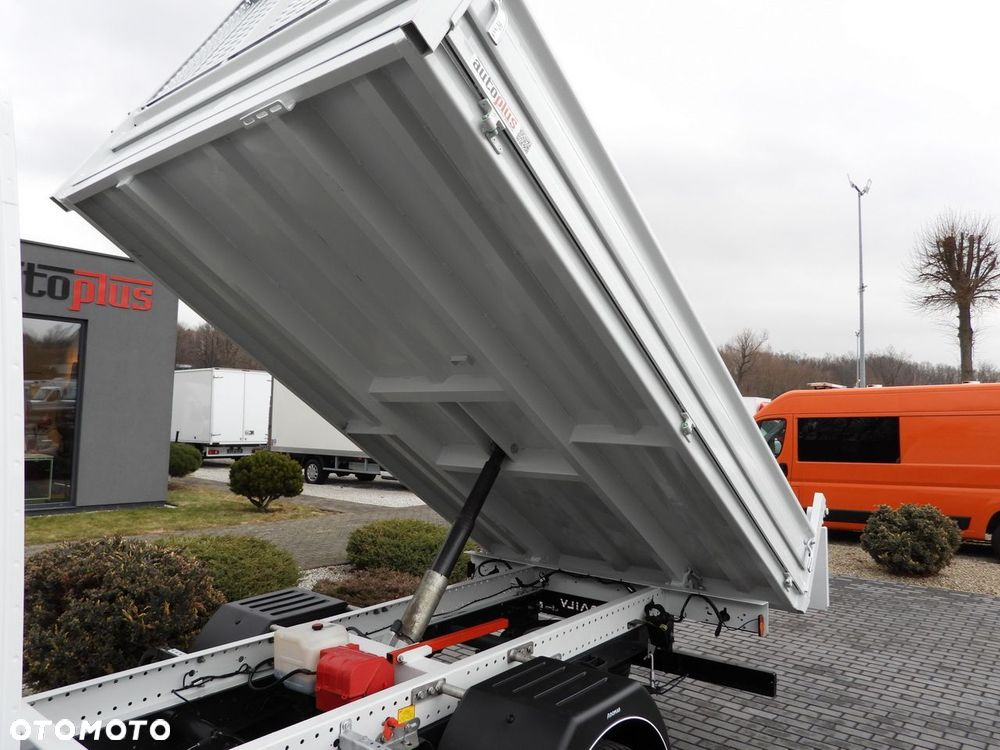 Iveco DAILY 35C16 WYWROTKA PODWÓJNA KABINA DOKA 6 MIEJSC TEMPOMAT BLIŹNIACZE KOŁA KLIMATYZACJA  160KM - 22