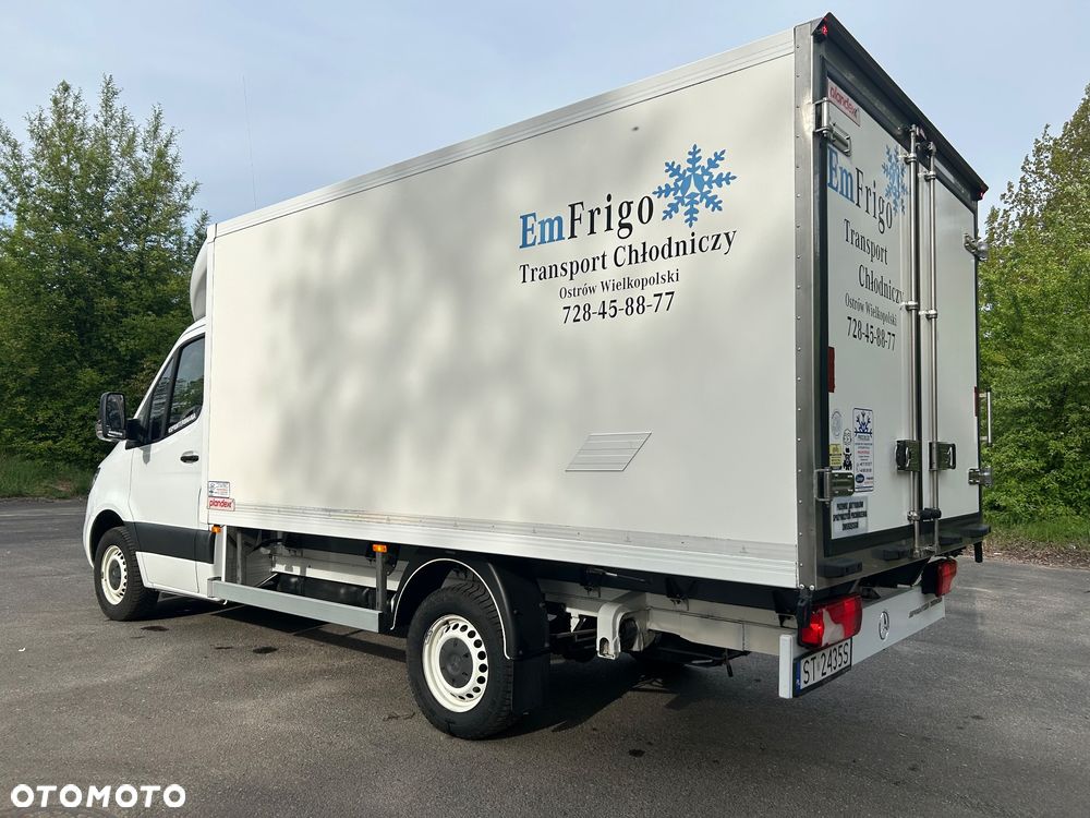 Mercedes-Benz Sprinter 319 - 2