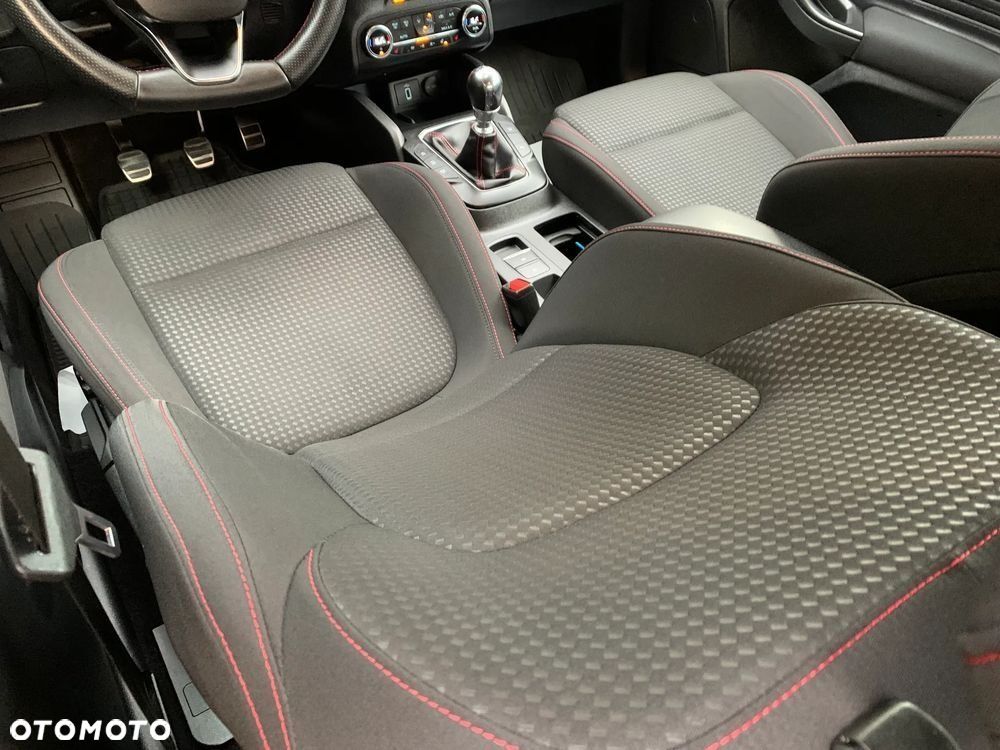Ford Focus 1.5 EcoBlue Start-Stopp-System ST-LINE DESIGN - 30