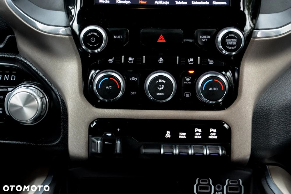 Dodge RAM - 31
