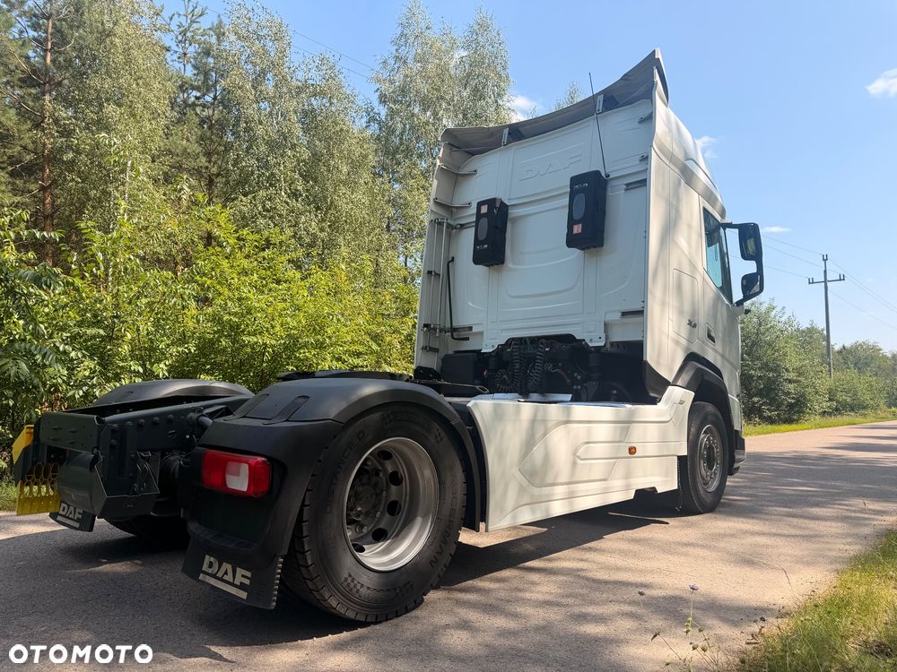 DAF - 8