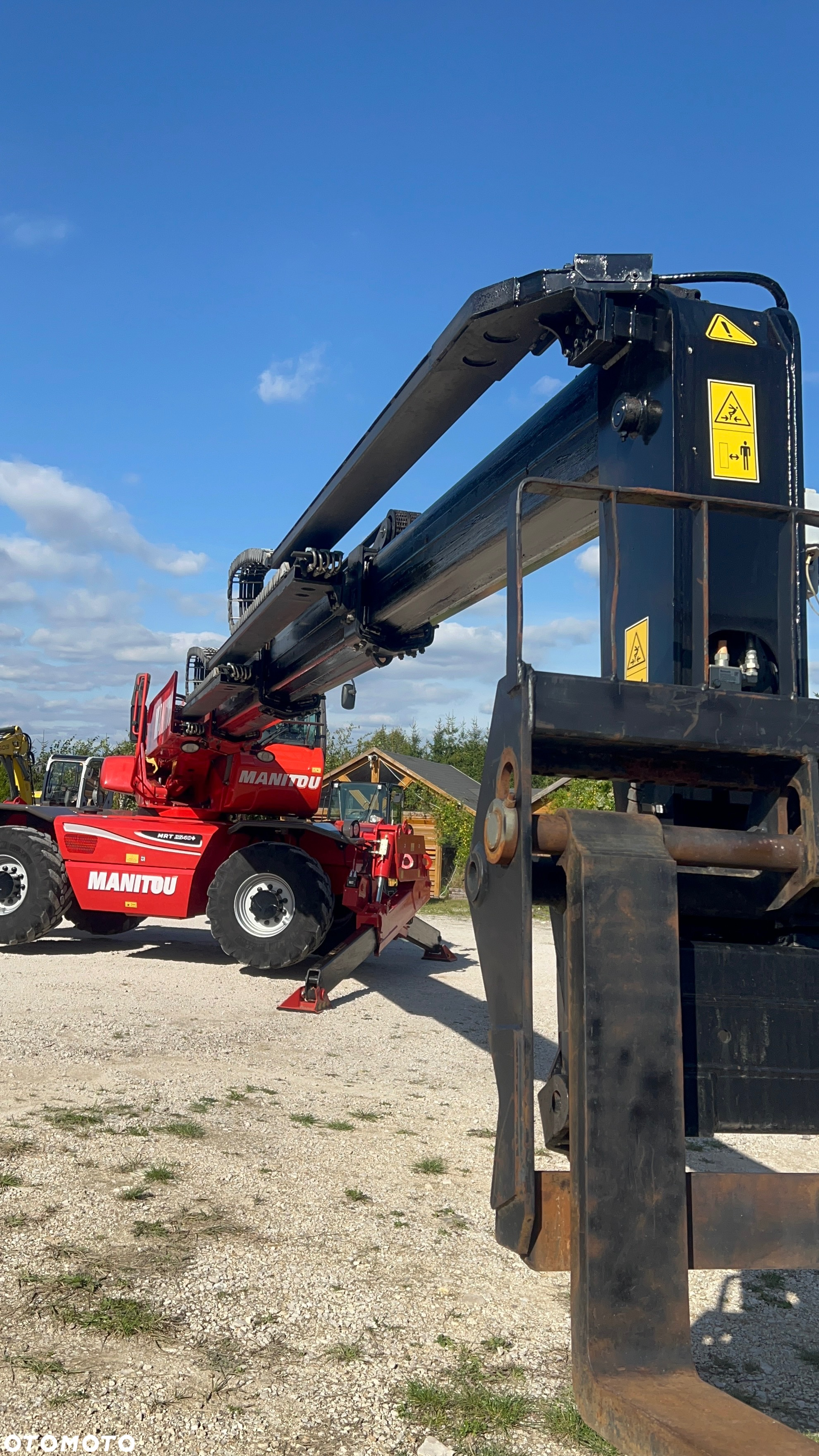 Manitou MANITOU ŁADOWARKA ROTO  widły  Manitou MRT 2540 Privilege Plus PILOT obrotowa 360 dodatkowa hydraulika  2150 2540 1840 2550 wys 24,6m zasięg 17.5 tony silnik MERCEDES opony Michelin 110kw ks.serw 2015r 1 wł manitka roto ładowarka obrotowa - 12