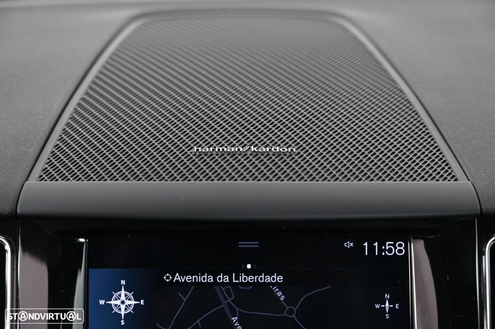 Volvo XC 60 2.0 T8 PHEV Inscription AWD - 25