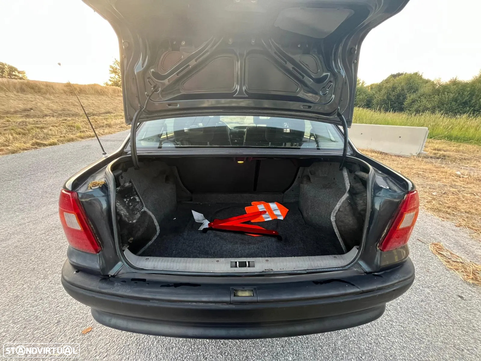 Opel Astra - 2
