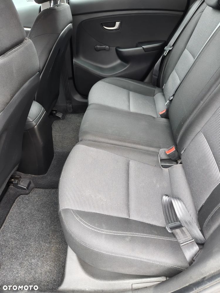 Hyundai i30 1.6 CRDi Comfort - 5