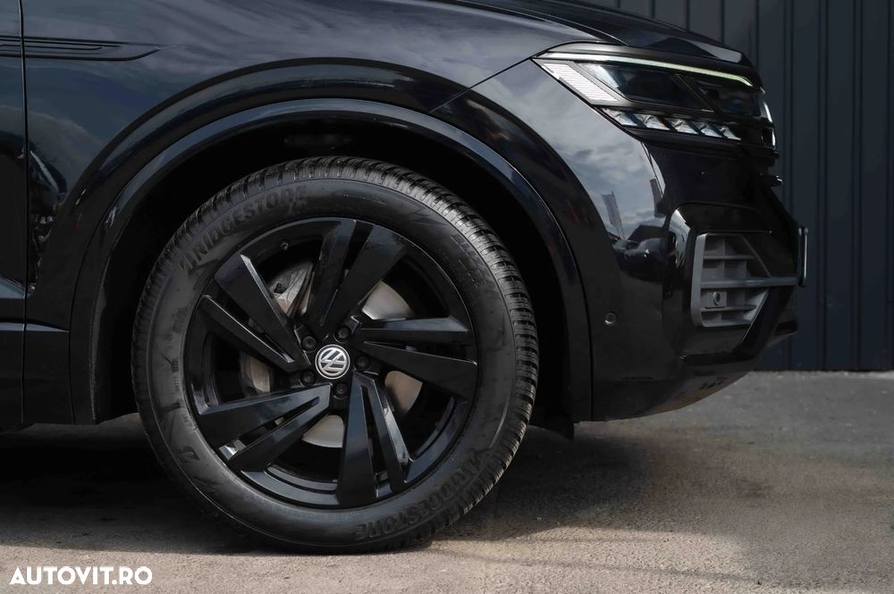 Volkswagen Touareg - 27