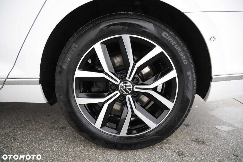 Volkswagen Passat 2023