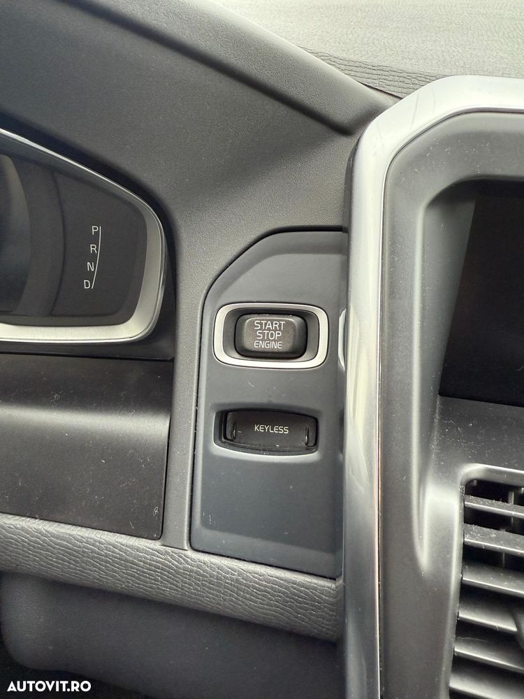 Volvo XC 60 D4 Geartronic Summum - 15