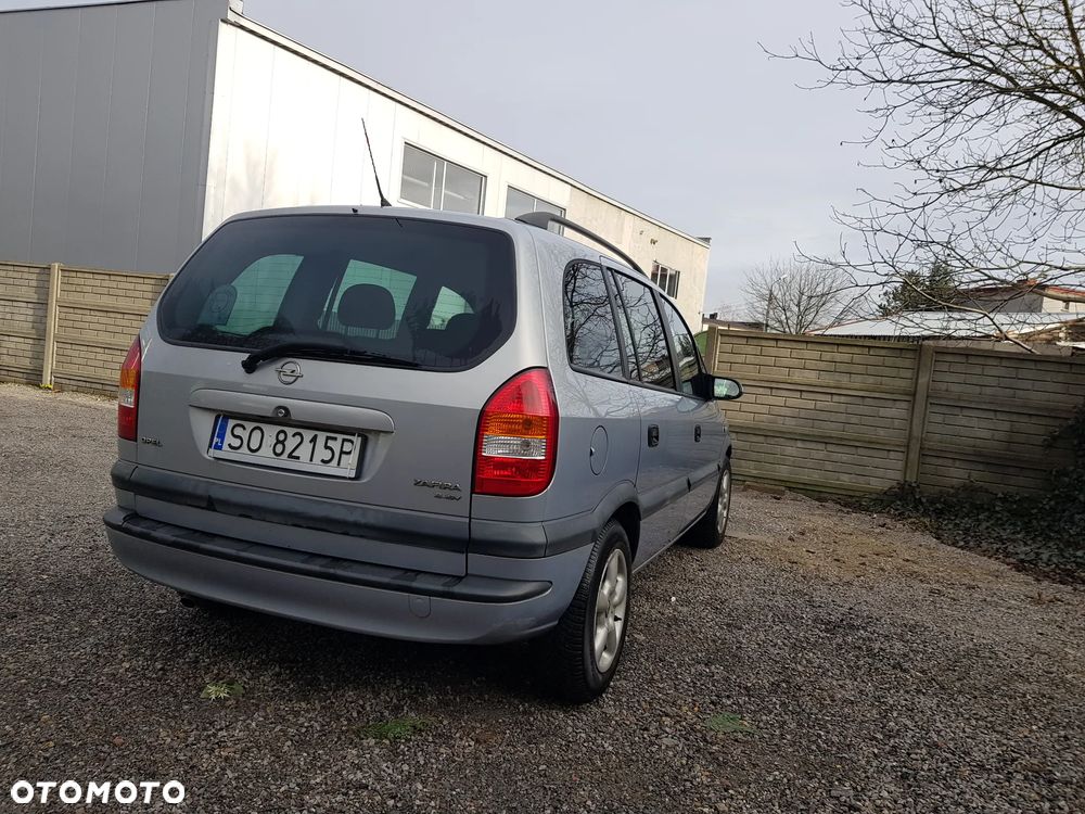 Opel Zafira 1.8 16V Elegance - 4