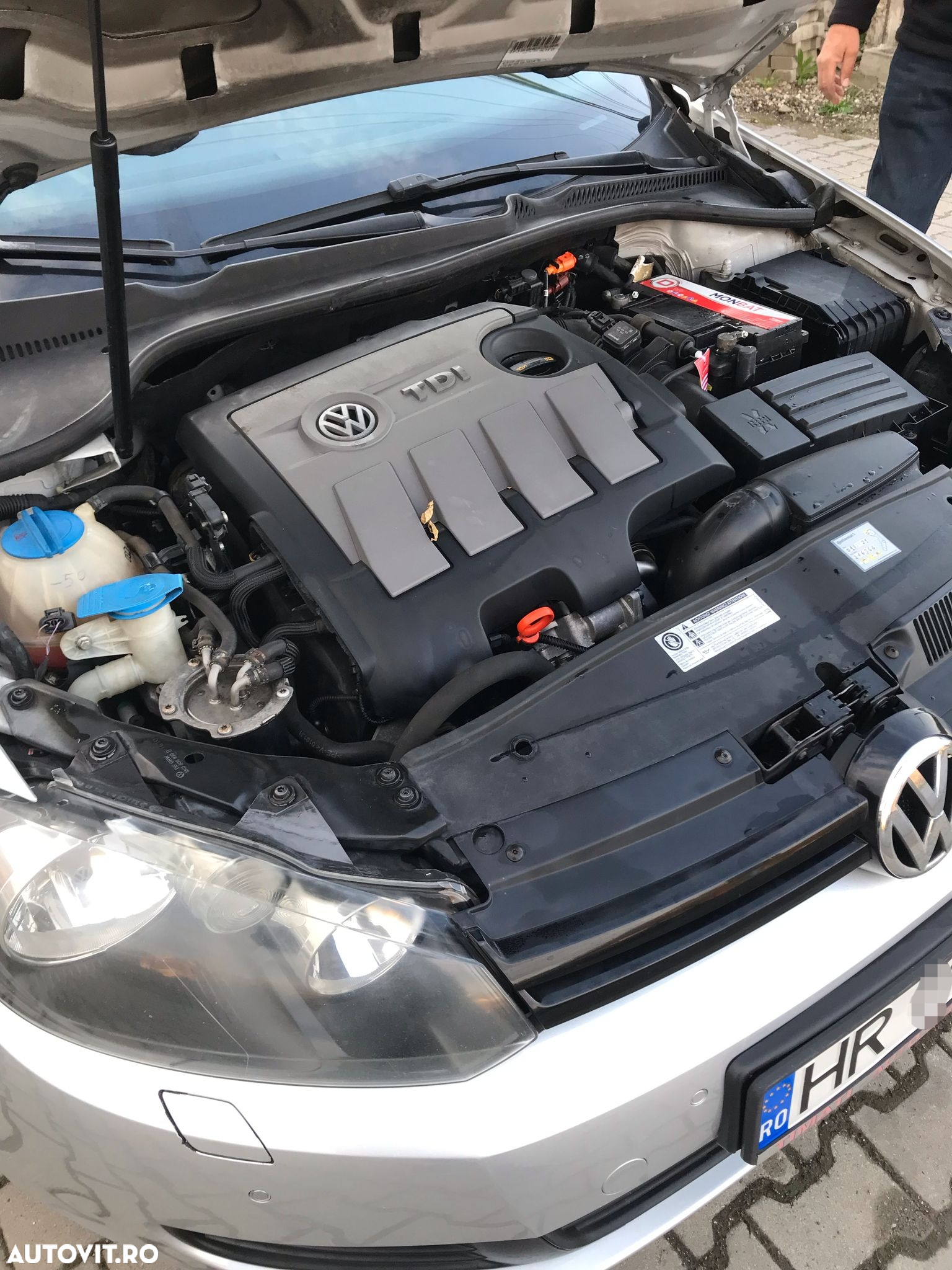Volkswagen Golf 1.6 TDI DPF Highline - 15