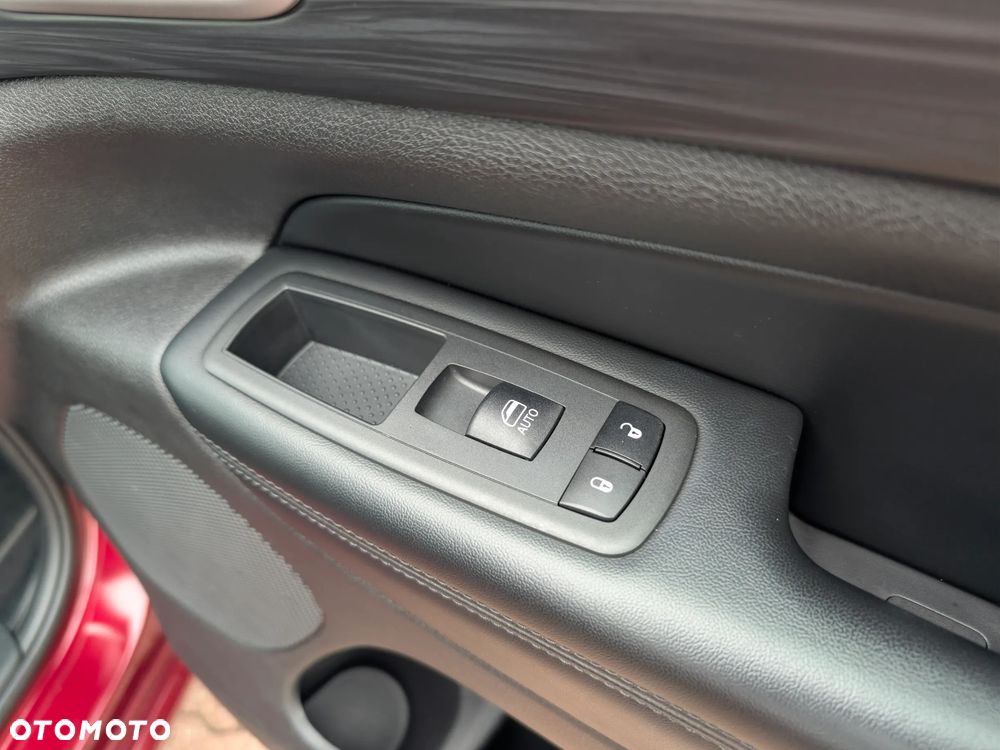 Jeep Grand Cherokee - 17