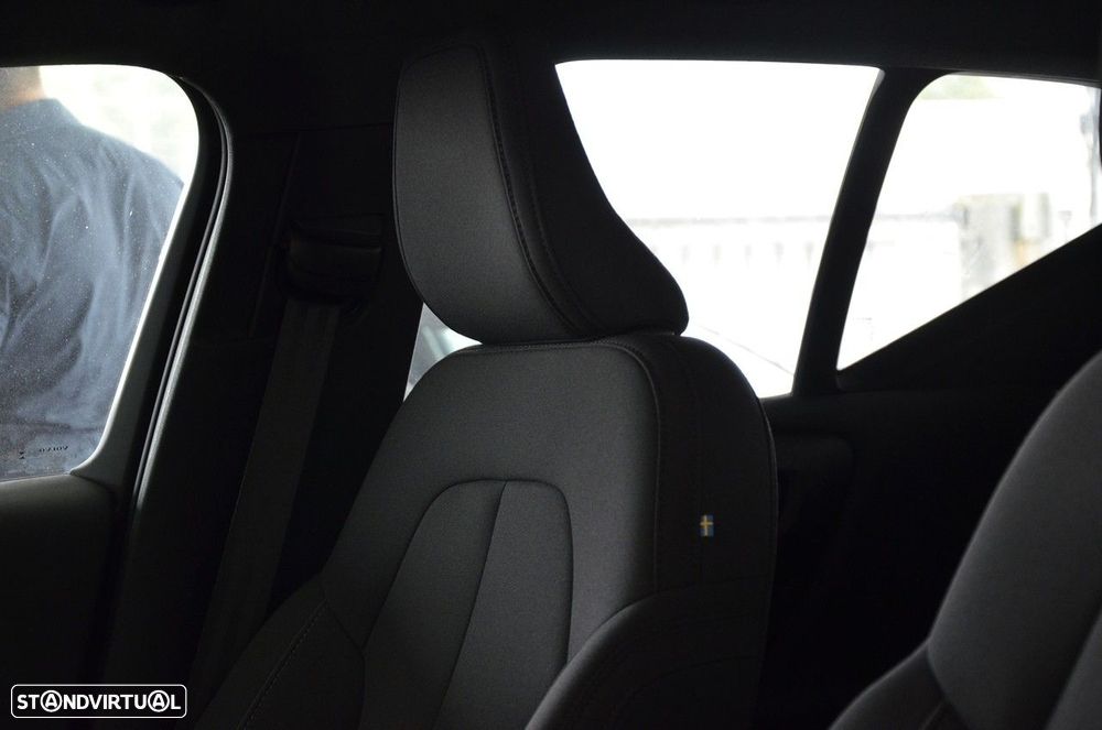 Volvo XC 40 Recharge Extended Range Plus - 7