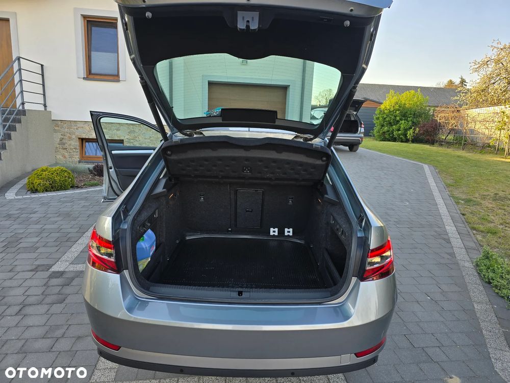 Skoda Superb 1.5 TSI ACT Ambition - 18