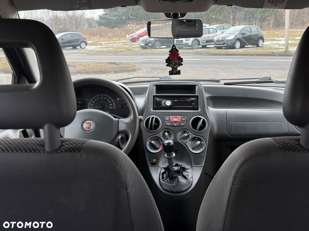 Fiat Panda 1.1 Active dla kobiet - 22