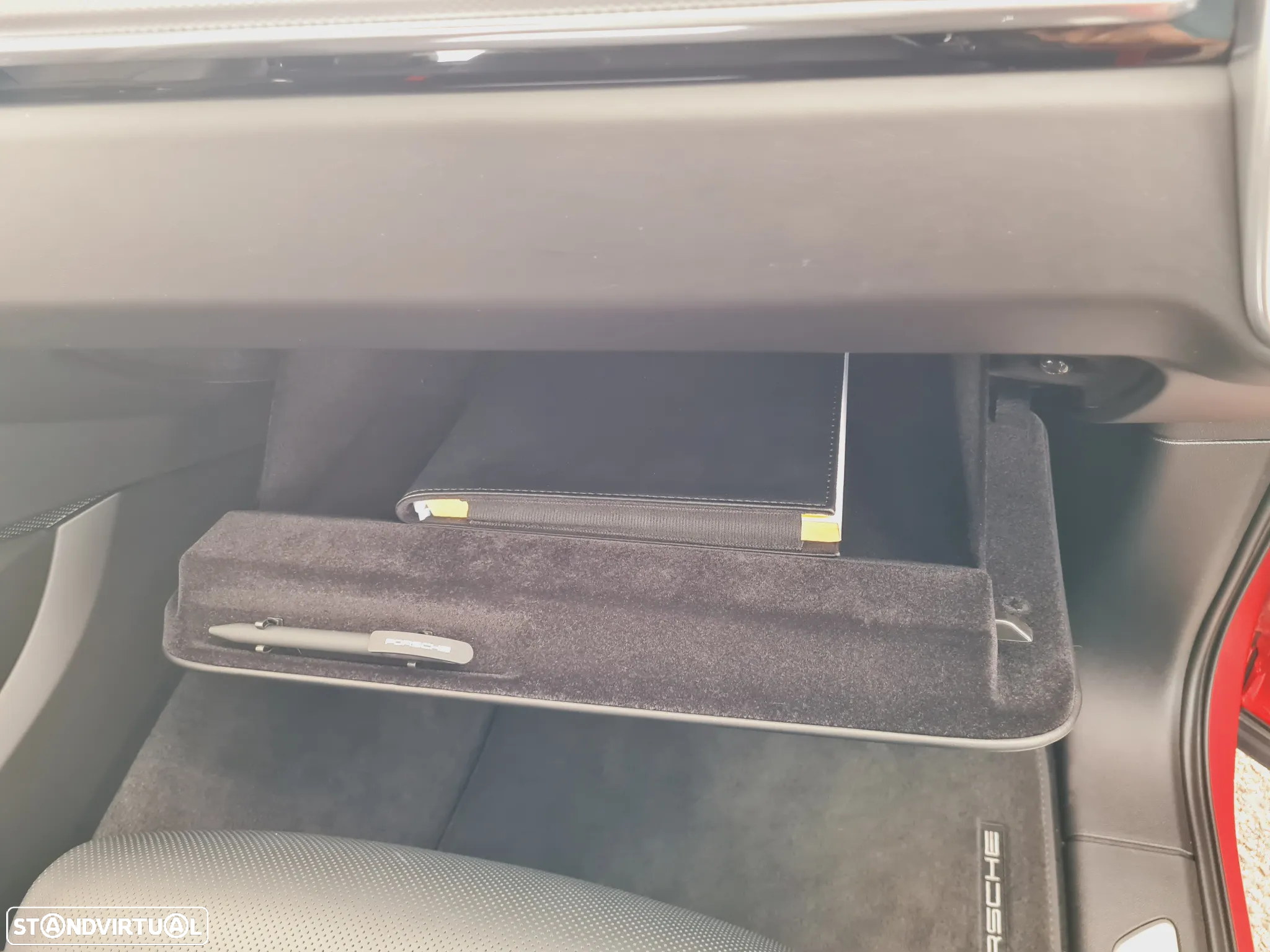 Porsche Cayenne E-Hybrid Platinum Edition - 38