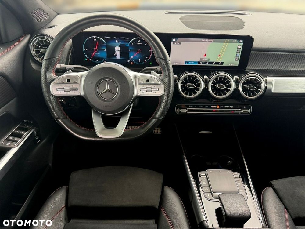 Mercedes-Benz GLB - 18