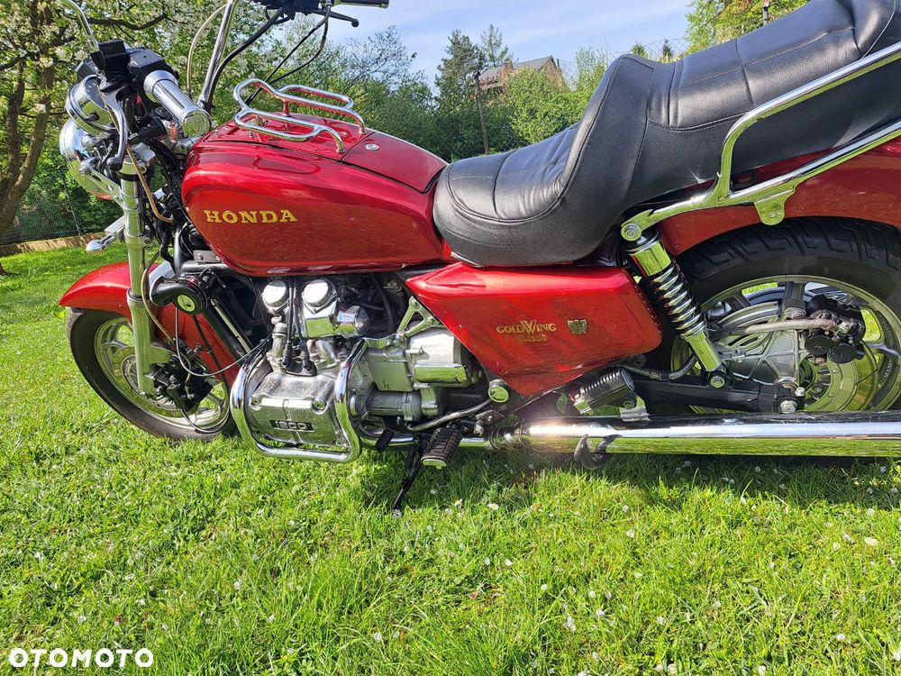 Honda GL - 9
