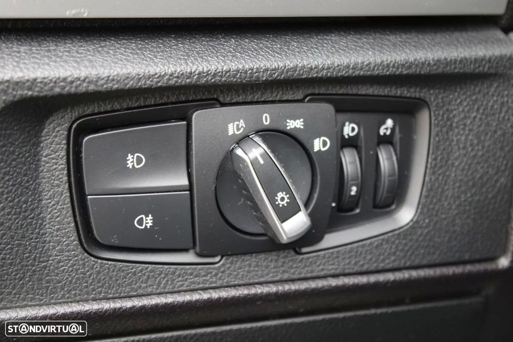 BMW 218 d Cabrio Line Sport - 17