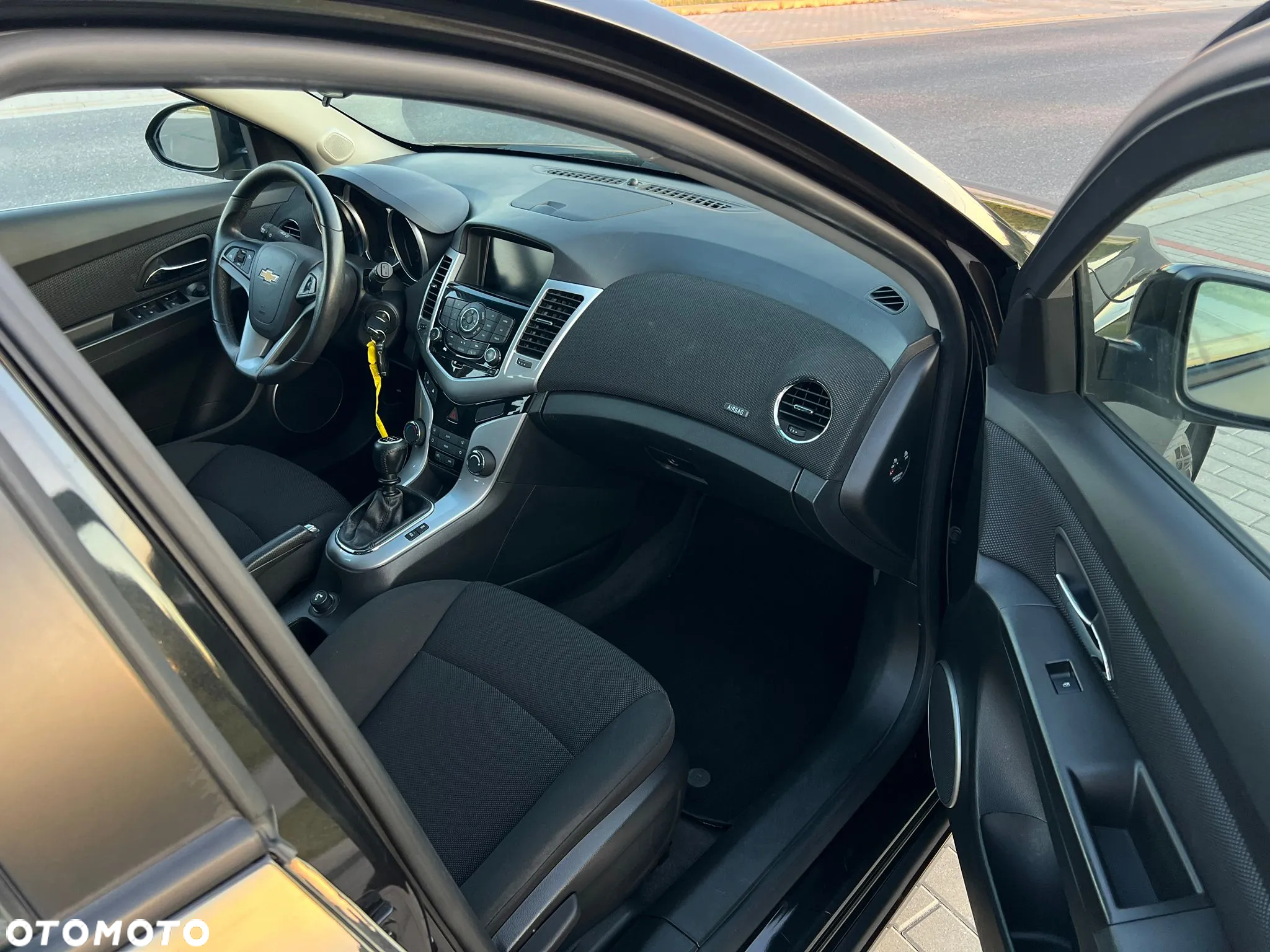 Chevrolet Cruze 1.7 LT - 10