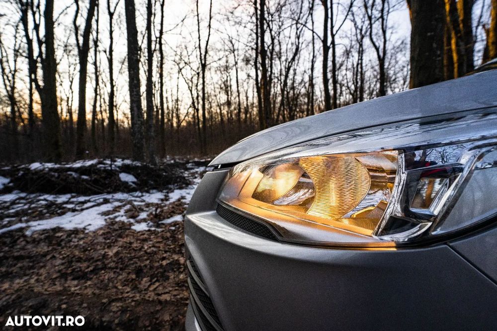 Ford Kuga 2015 photo 4
