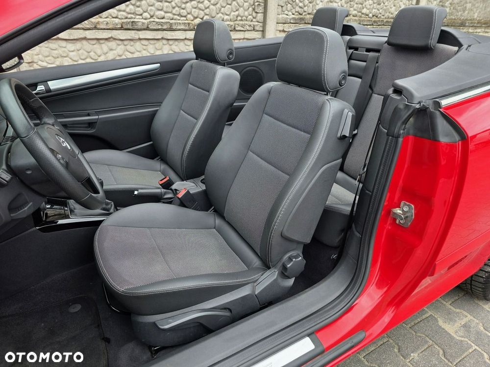 Opel Astra 1.9 CDTI Cosmo - 14