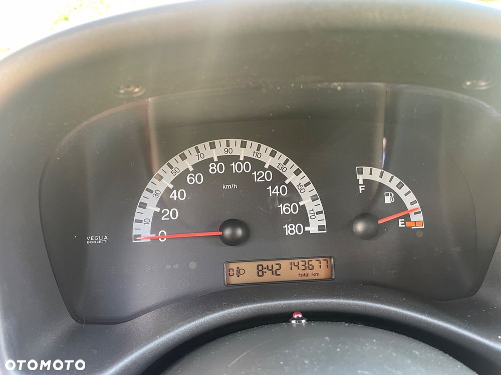Fiat Punto 1.2 8V ELX - 17