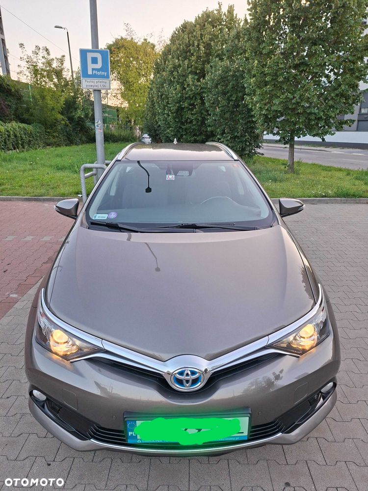 Toyota Auris - 1