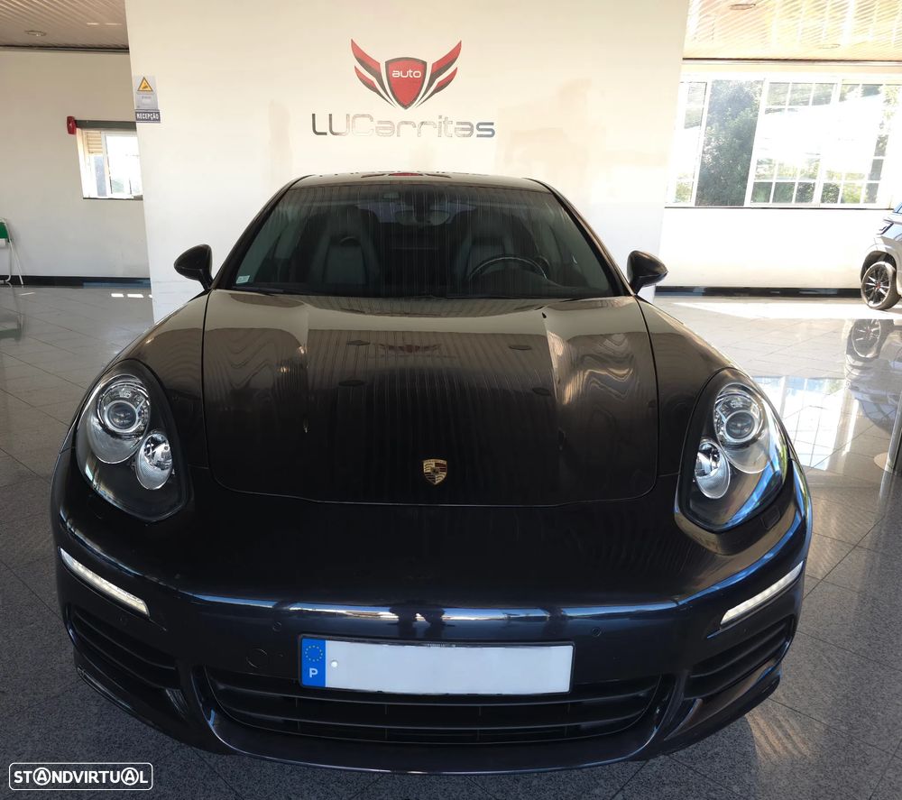 Porsche Panamera 2013 photo 2