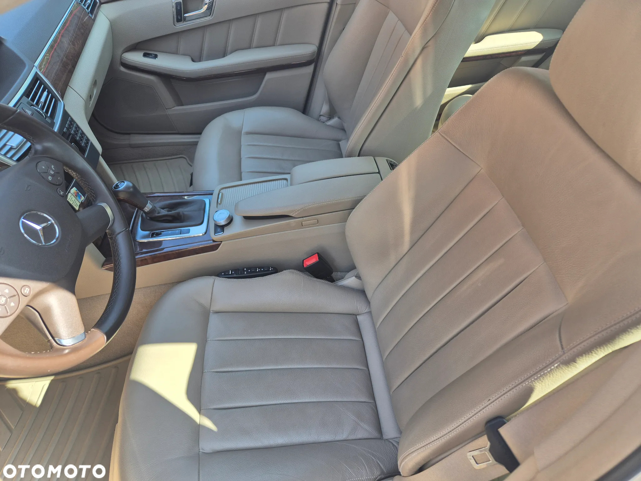 Mercedes-Benz Klasa E 250 CDI 4-Matic BlueEff Avantgarde - 10