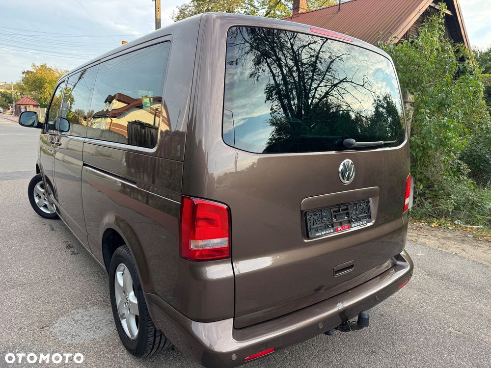 Volkswagen Caravelle - 3