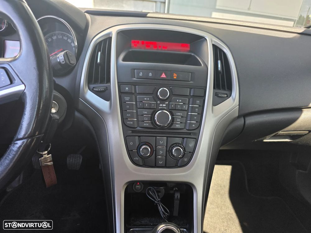 Opel Astra 1.4 Cosmo - 13