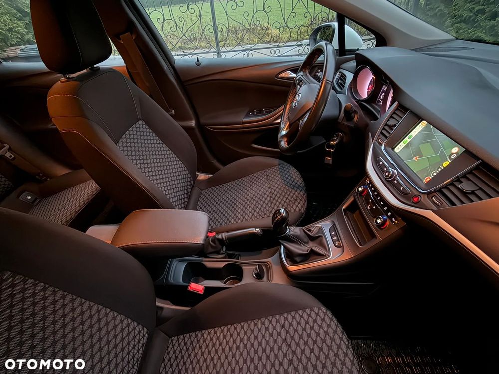 Opel Astra 1.6 CDTI Enjoy S&S - 13