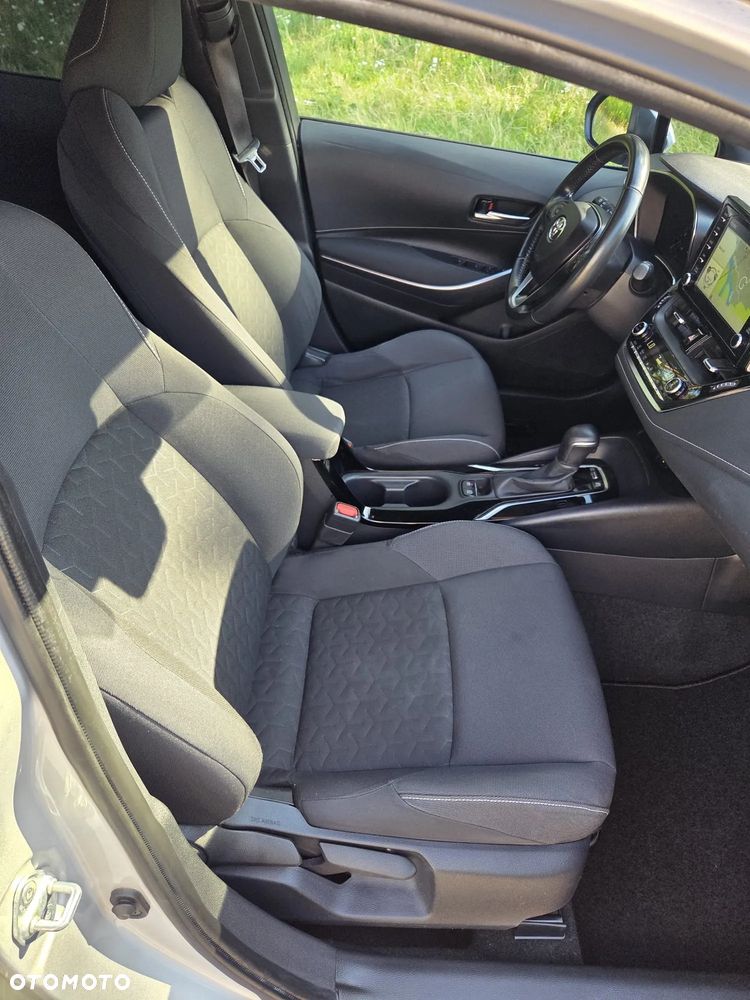 Toyota Corolla - 17