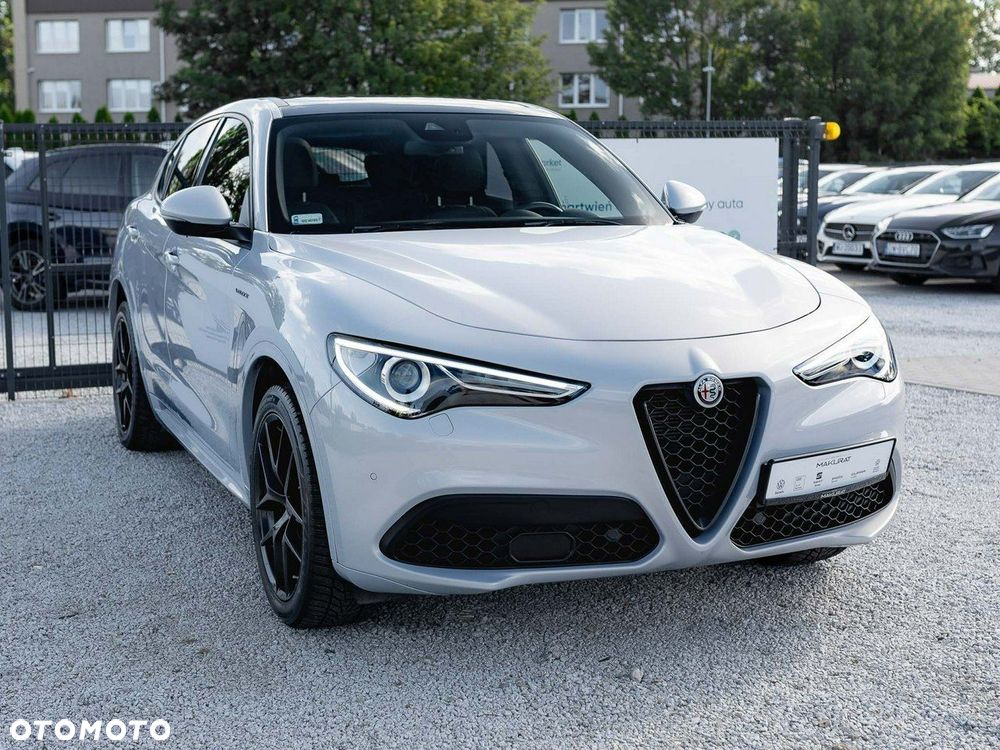 Alfa Romeo Stelvio 2.0 Turbo Veloce Q4 - 4