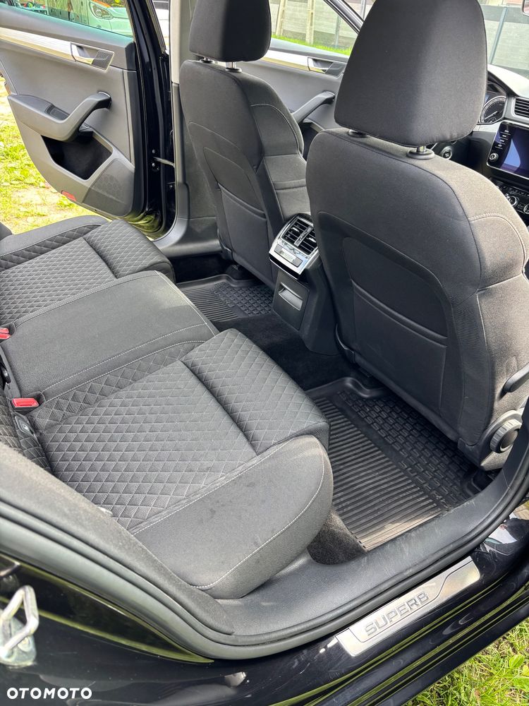 Skoda Superb 2.0 TSI Ambition DSG - 19