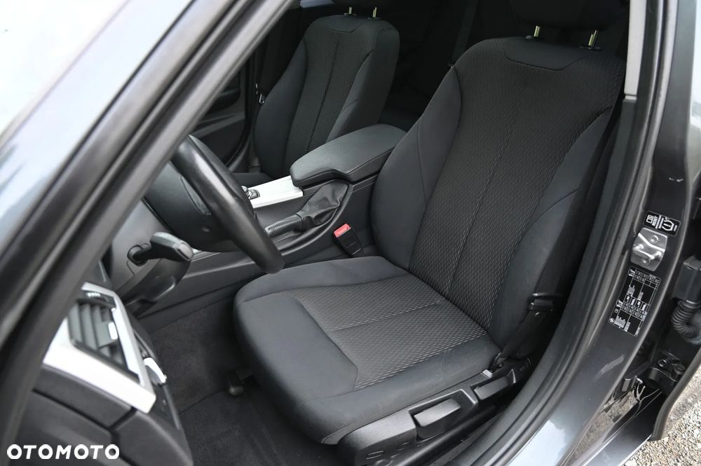 BMW Seria 3 - 22