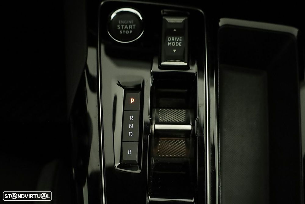 Peugeot 3008 1.6 Hybrid Allure e-EAT8 - 14