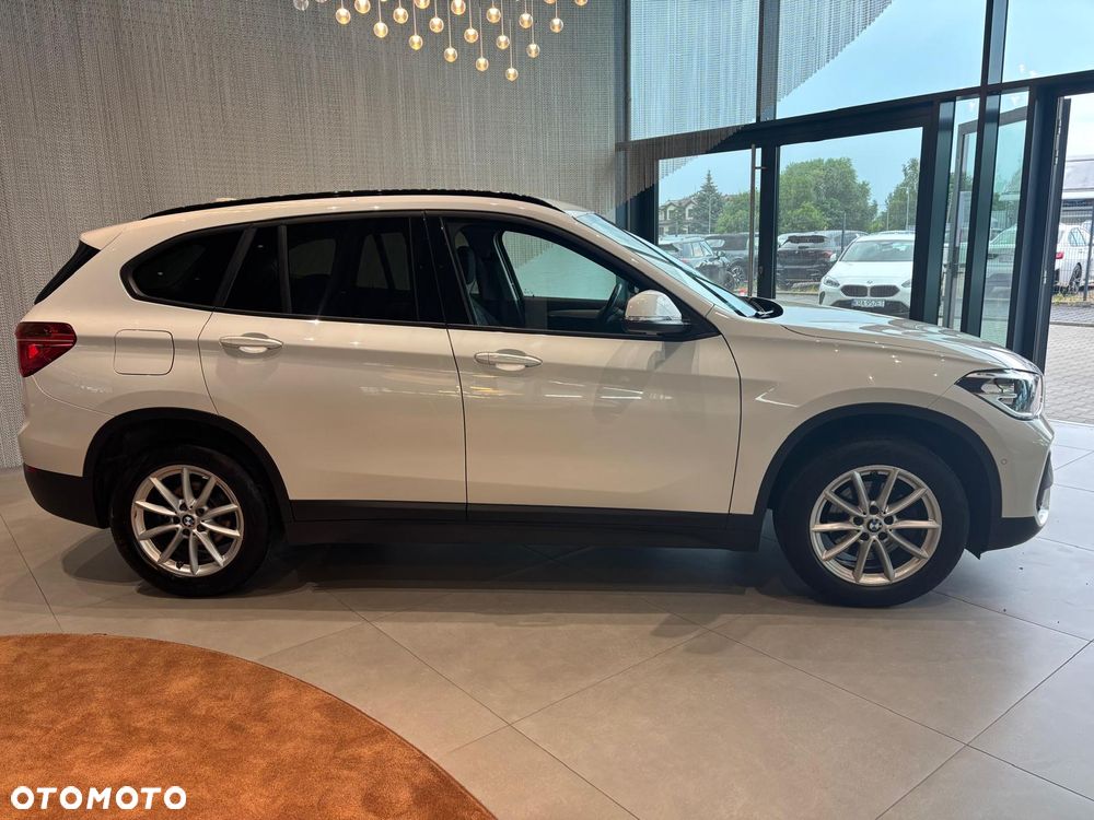 BMW X1 sDrive18i Advantage - 5