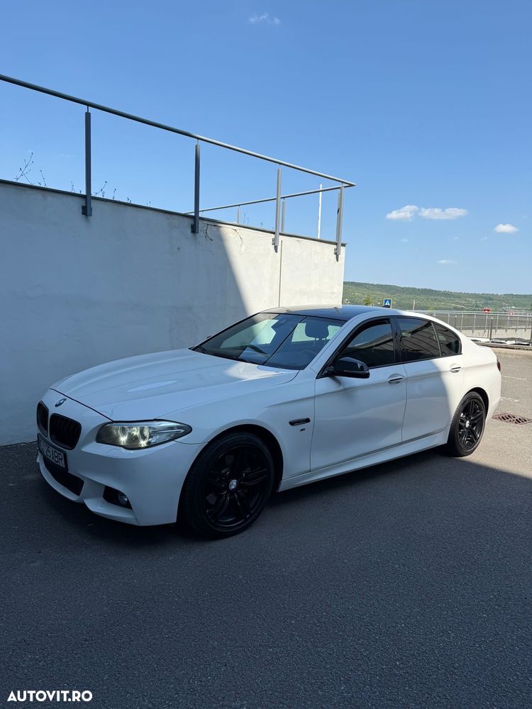 BMW Seria 5 520d xDrive - 5