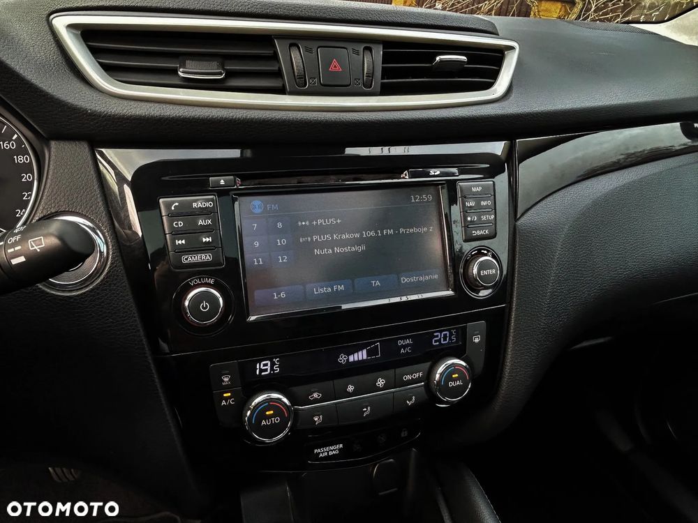 Nissan Qashqai 1.6 DIG-T TEKNA+ - 16