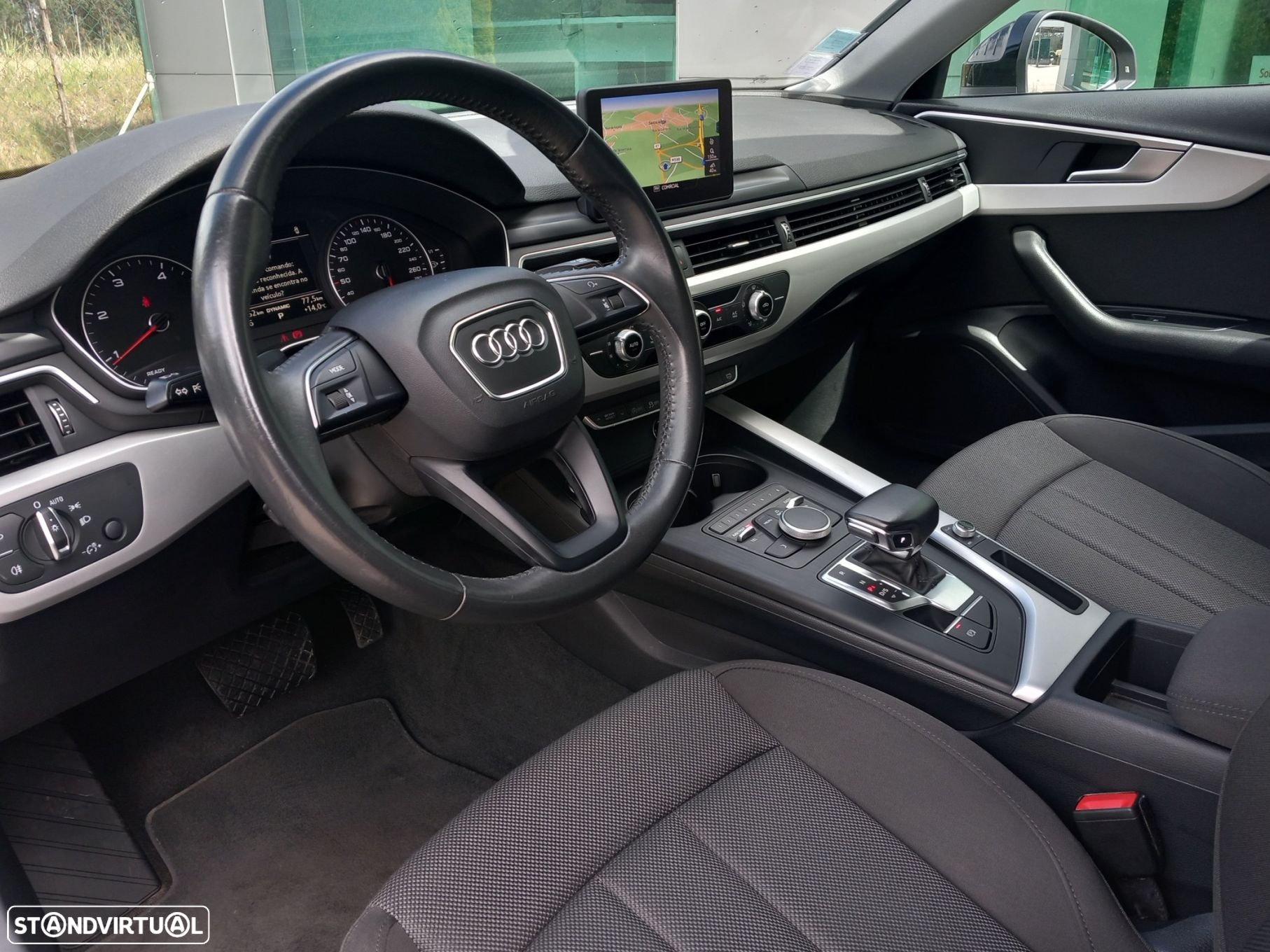 Audi A4 Avant 35 TDI Design S tronic - 16