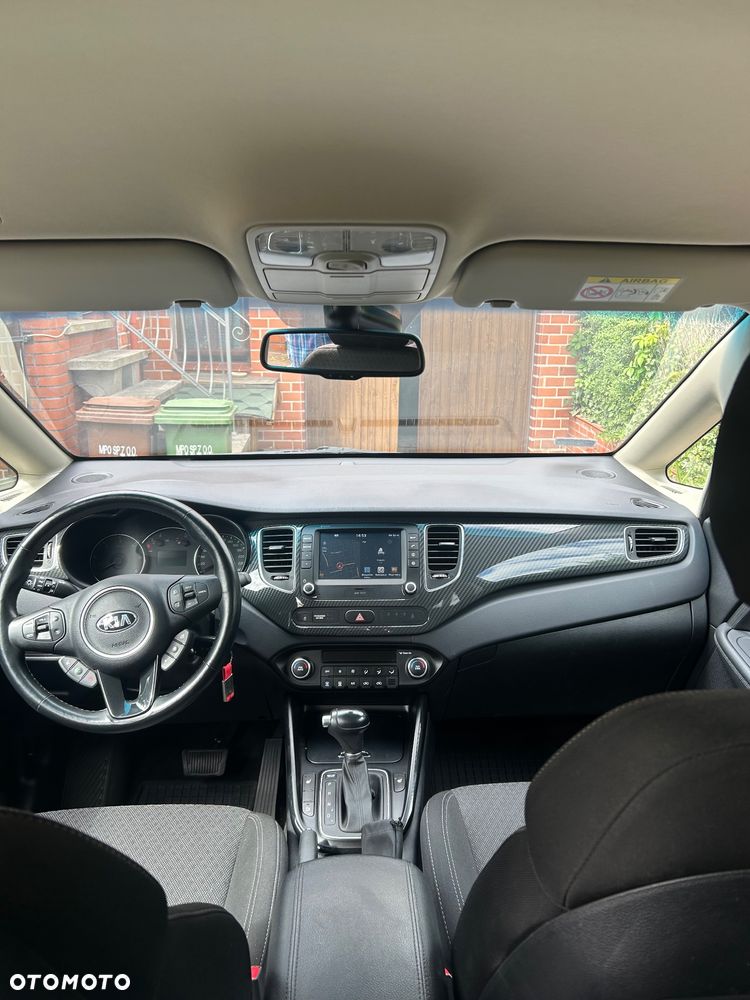 Kia Carens 1.7 CRDi L 7DCT - 9