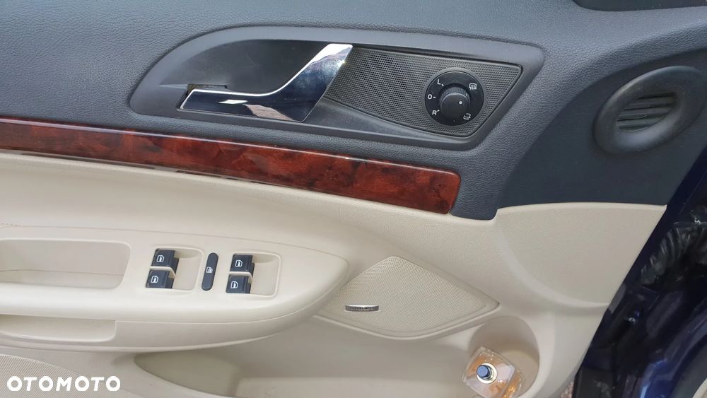 Skoda Octavia 1.8 TSI Ambiente DSG - 10